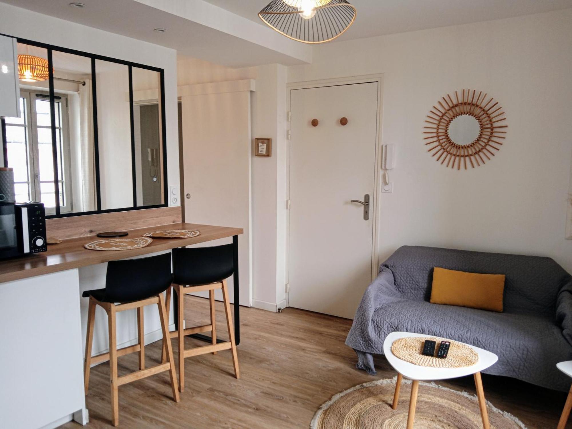 Les Studios De La Gare Linge Cafe The Inclus Wifi Vannes Exterior foto